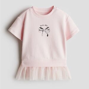 H&M Light Pink 'Très Chic' Bow Sweatshirt